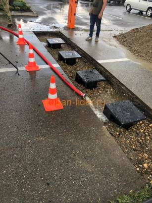 Монтаж болларда GRIZZLY 275/600-6