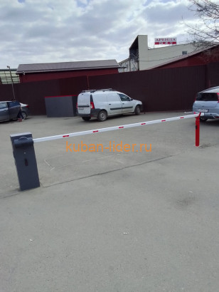 Автоматический шлагбаум MOOVI 30 KIT стрела 4,6 м