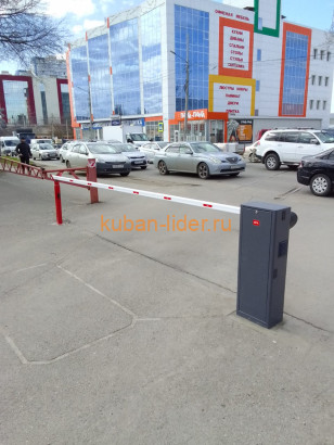 Автоматический шлагбаум MOOVI 30 KIT стрела 4,6 м