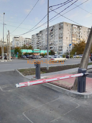 Автоматический шлагбаум GIOTTO A30 BT U со стрелой 4,6 м