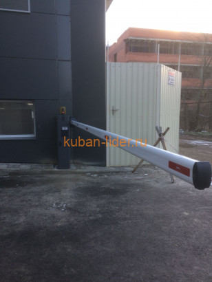 Автоматический шлагбаум MOOVI 30 KIT стрела 4,6 м овальная