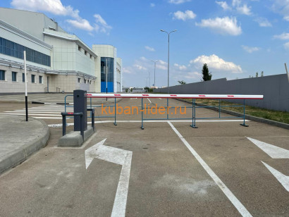 Высокоскоростной шлагбаум MAXIMA ULTRA   ATM 50 вместо стрелы 3м ATM 30